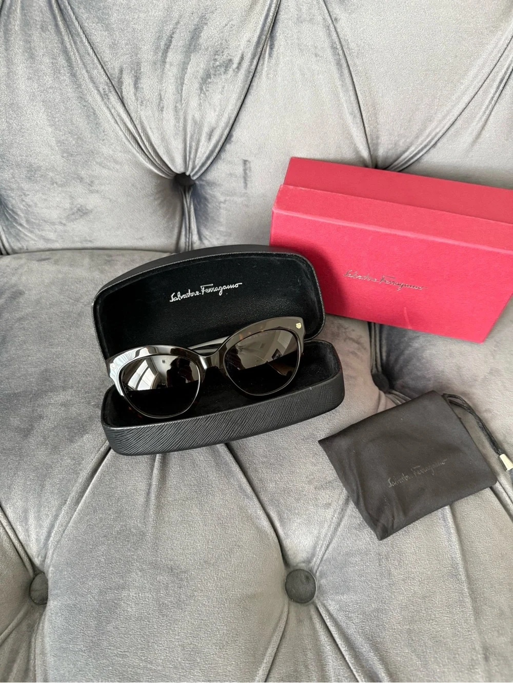 Salvatore Ferragamo SF675S Tortoise Cat-Eye Sunglasses 55mm With Full Set